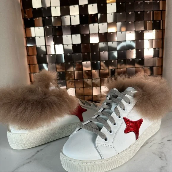 AMA ‘SLAM’ Made In Italy White With Red Star & Brown Fur Trim Size 37 NIB - Picture 3 of 15